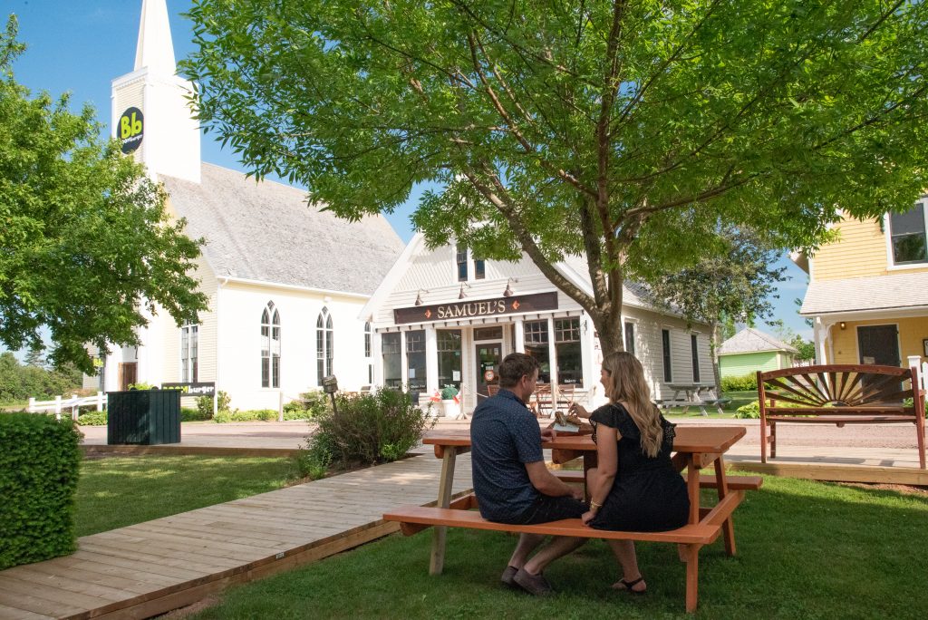 Scenic travel environment around Cavendish PEI